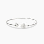 STYLE COLLECTION | STYLE 97  Bracciale bangle aperto in acciaio con cuori e cristalli
