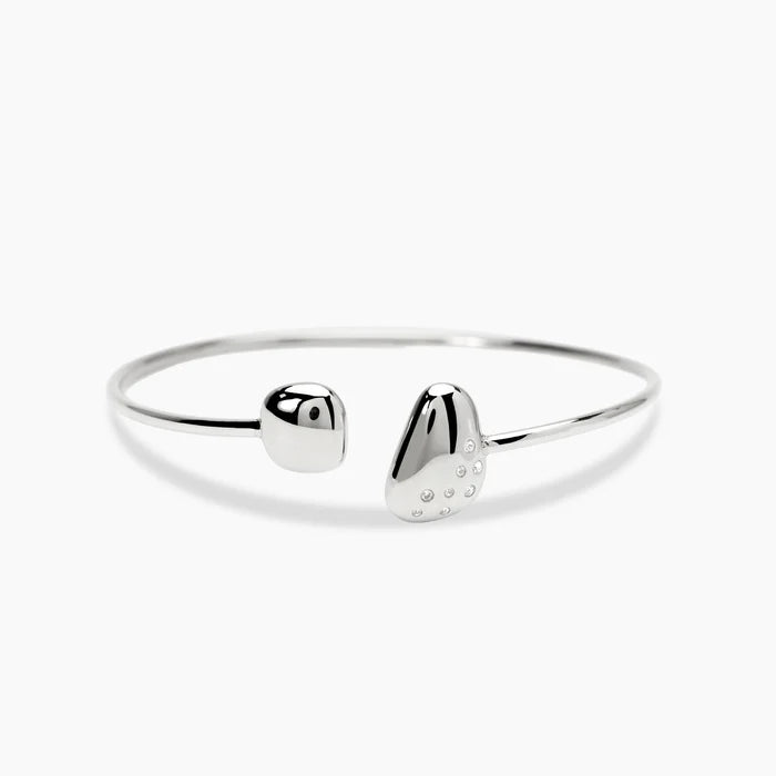 STYLE COLLECTION | STYLE 77  Bracciale bangle aperto in acciaio con cristalli