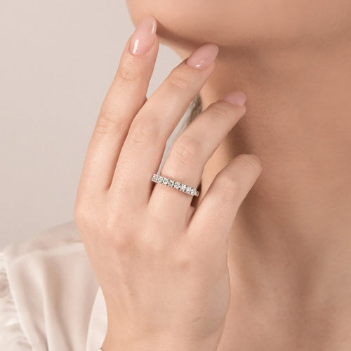 Anello Eternity in Oro Bianco e Diamanti ct. 0,60 - ANELLI