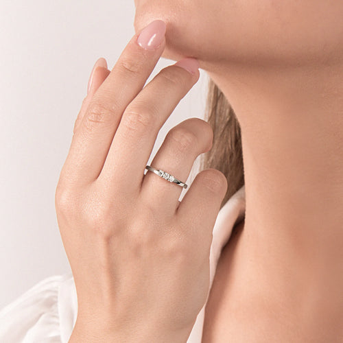 Anello Trilogy 3 Diamanti in Oro Bianco ct. 0.15 - ANELLI