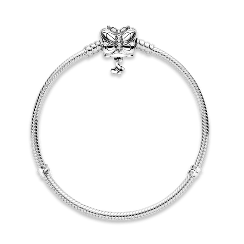 Bracciale Pandora Moments con maglia snake e chiusura a farfalla