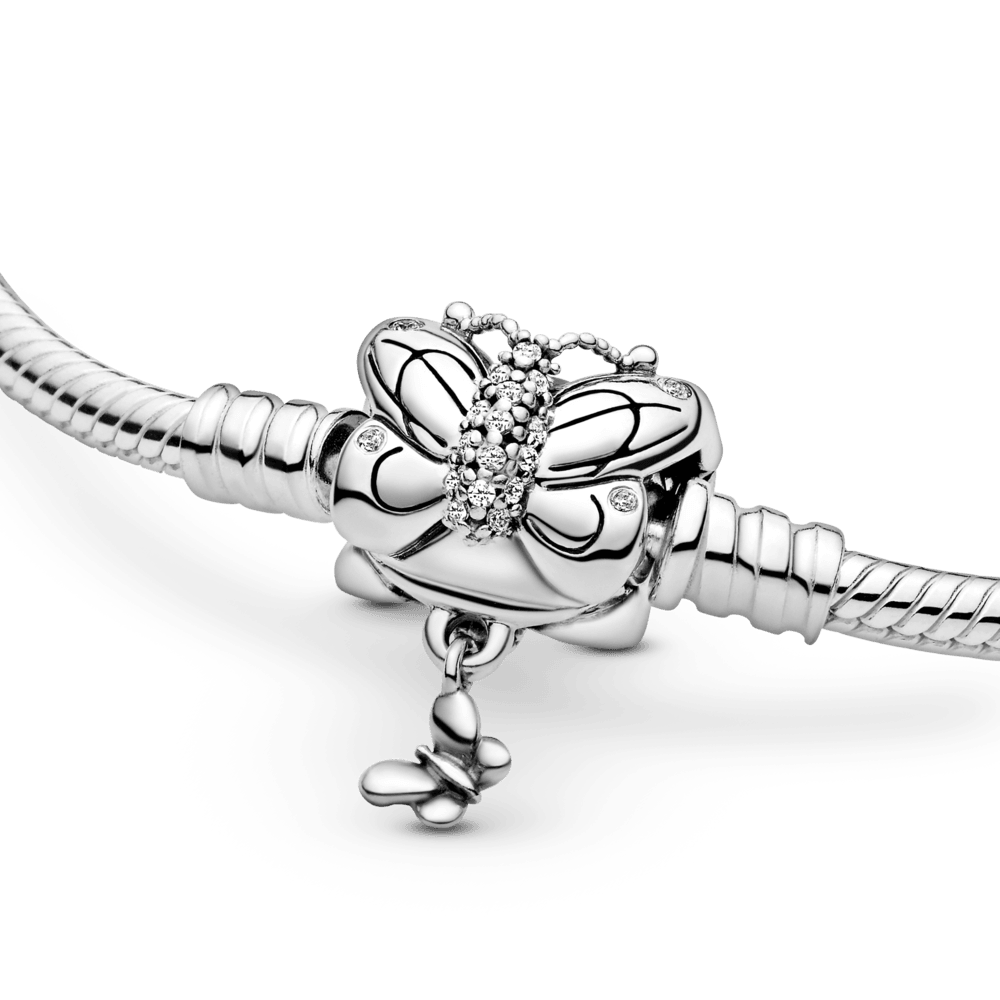 Bracciale Pandora Moments con maglia snake e chiusura a farfalla