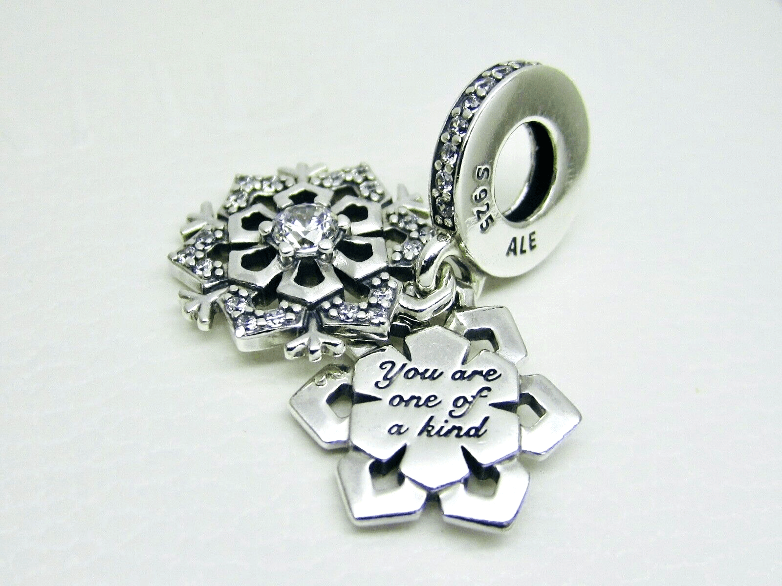 Charm Pendente Doppio Fiocco di Neve Scintillante