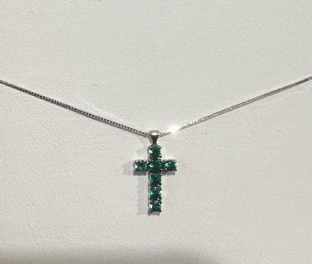 Collana con Croce e Smeraldi