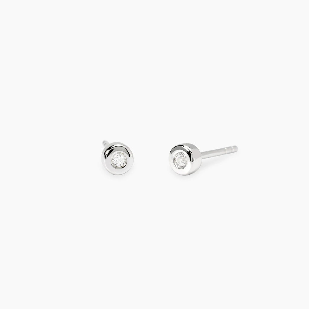 Orecchini a Lobo Tondi con Diamanti Lab-Grown 0,05 ct – Mabina Gioielli