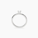 Anello Solitario con Diamante Lab-Grown: La Luce Pura della Sostenibilità