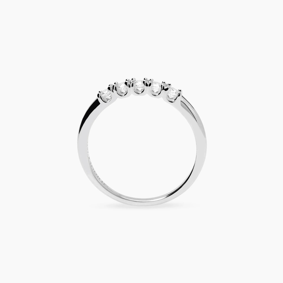 Anello con Diamanti Lab Grown 0,25 Carati in Argento: Luce Contemporanea e Sostenibile
