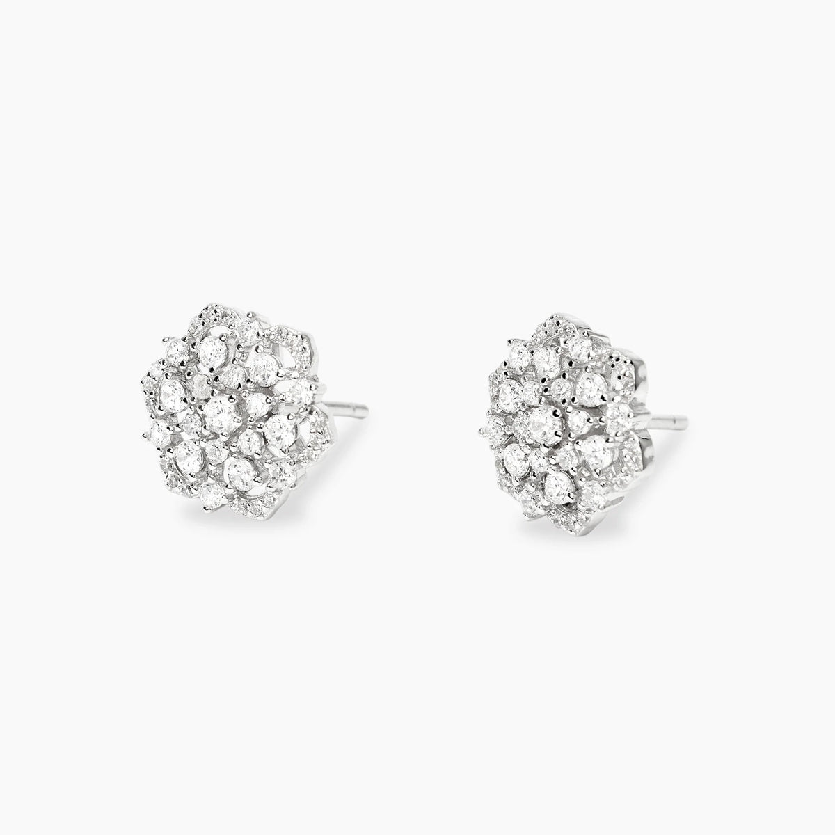 Orecchini Fiore in Argento con Zirconi