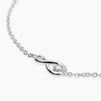 Bracciale con Infinito e Diamante Lab-Grown 0,06 ct – Mabina Gioielli