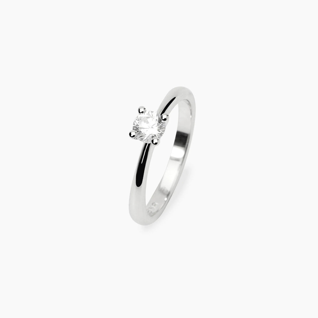 Anello Solitario con Diamante Lab-Grown Mabina: Luce Sostenibile e Design Classico
