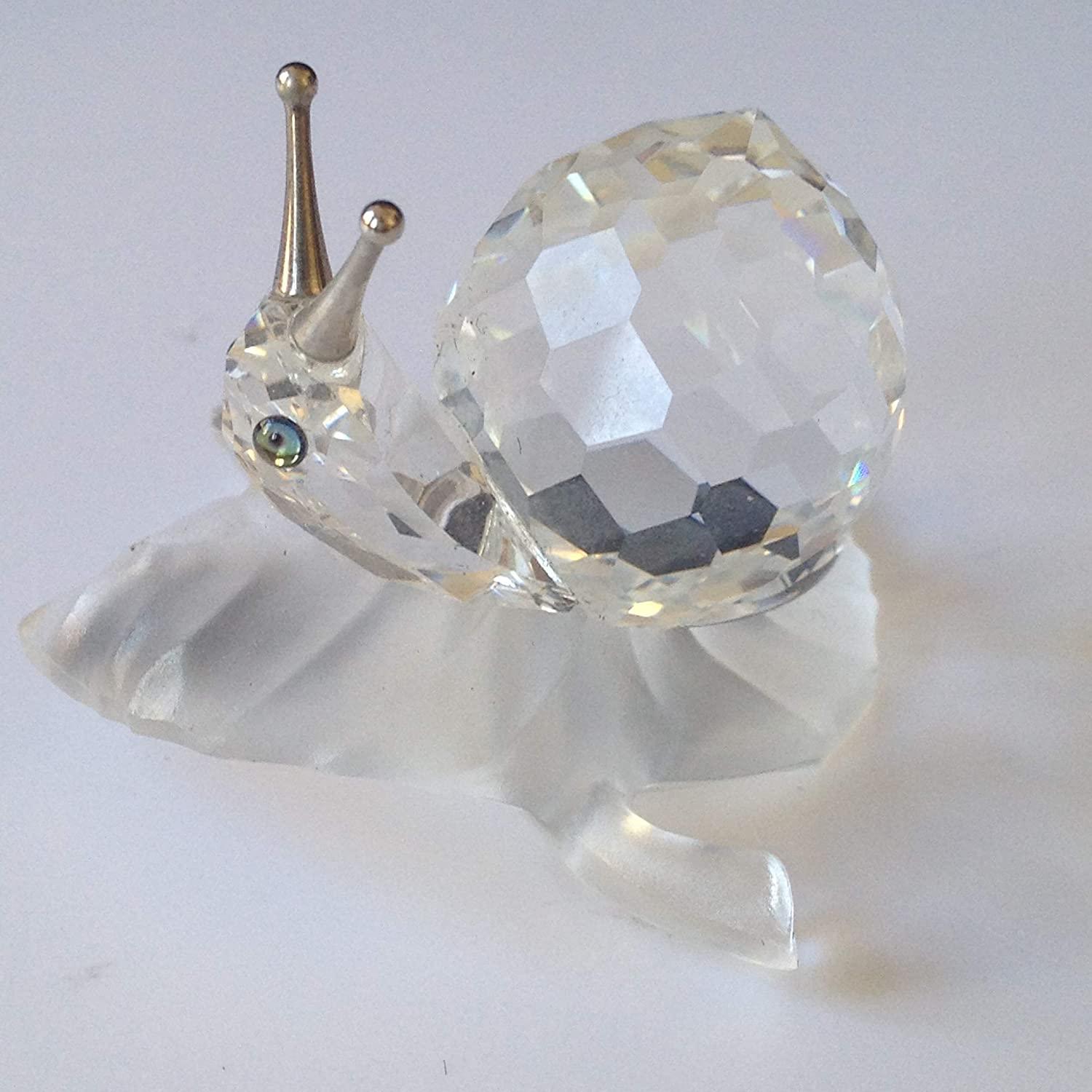 Lumaca Swarovski su foglia di vite - Tra fiori e fogliame