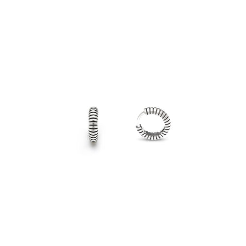 Orecchini Huggie Rigati Orecchini cerchio in Argento 925 - ORECCHINI