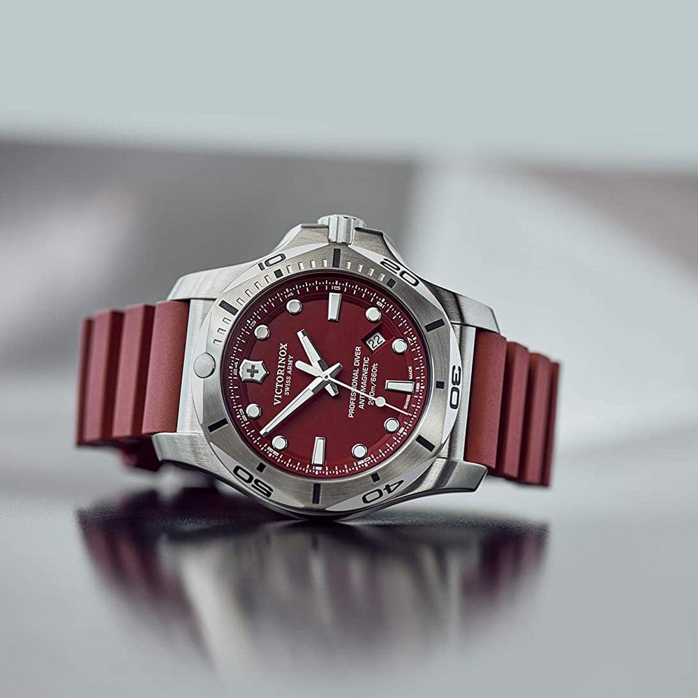 Victorinox I.n.o.x. Rosso Gomma Diver 45mm
