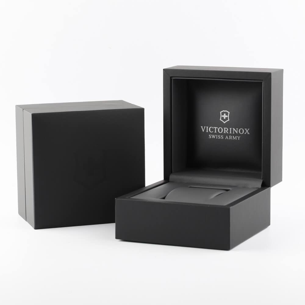 Victorinox Swiss Army Maverick