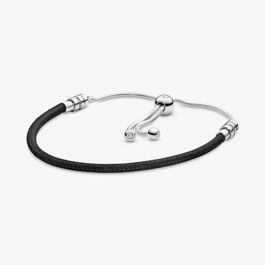 Bracciale in Pelle Nera con chiusura Scorrevole